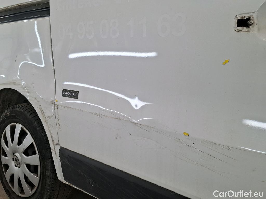  Renault  Trafic RENAULT  2019 4P Fourgon tole FG GCF L1H1 1000 dCi 120 #20