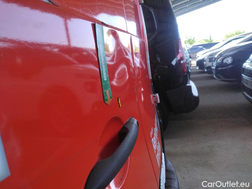  Renault  Kangoo  Express Extra (Série Spéciale) 1.5 dCi 75CV BVM5 E6 #31