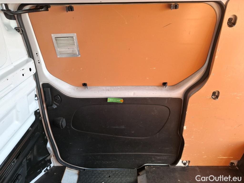  Renault  Trafic RENAULT  / 2021 / 4P / Fourgon tôlé FG GCF L2H2 3T Blue dCi 150 #48