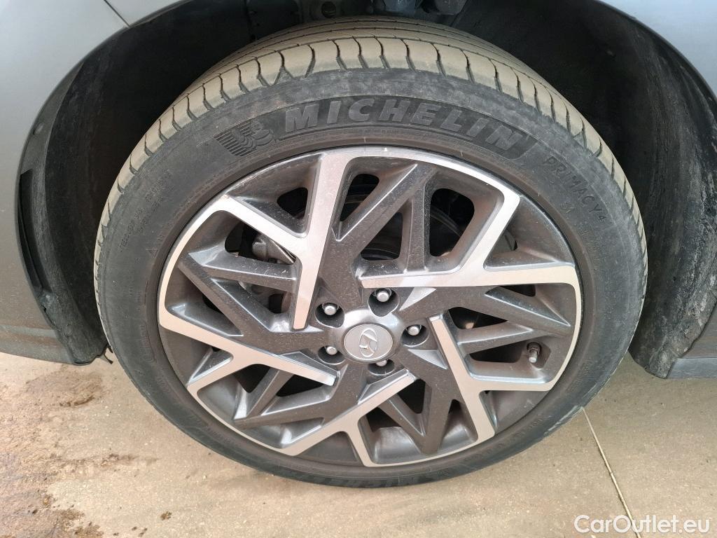  Hyundai  Konna Kona Creative Hybrid 2WD 1.6 GDI 140CV BVA6 E6d #76
