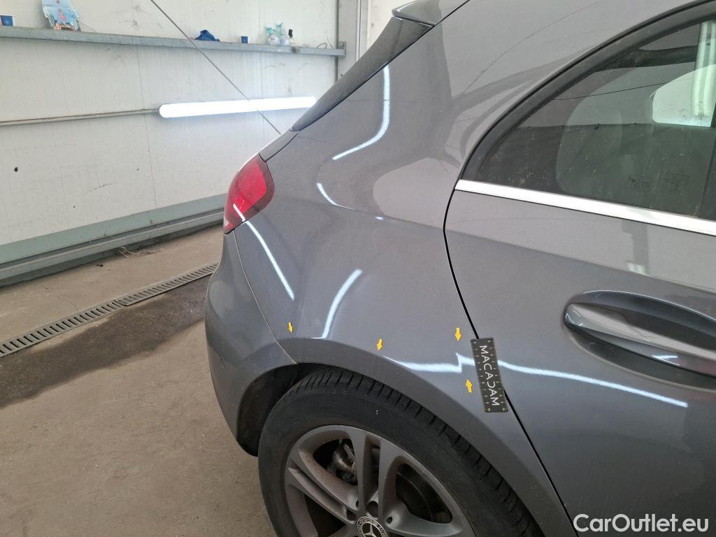  Mercedes  A-Klasse MERCEDES-BENZ Classe A 5p Berline A 180 Business Line #1