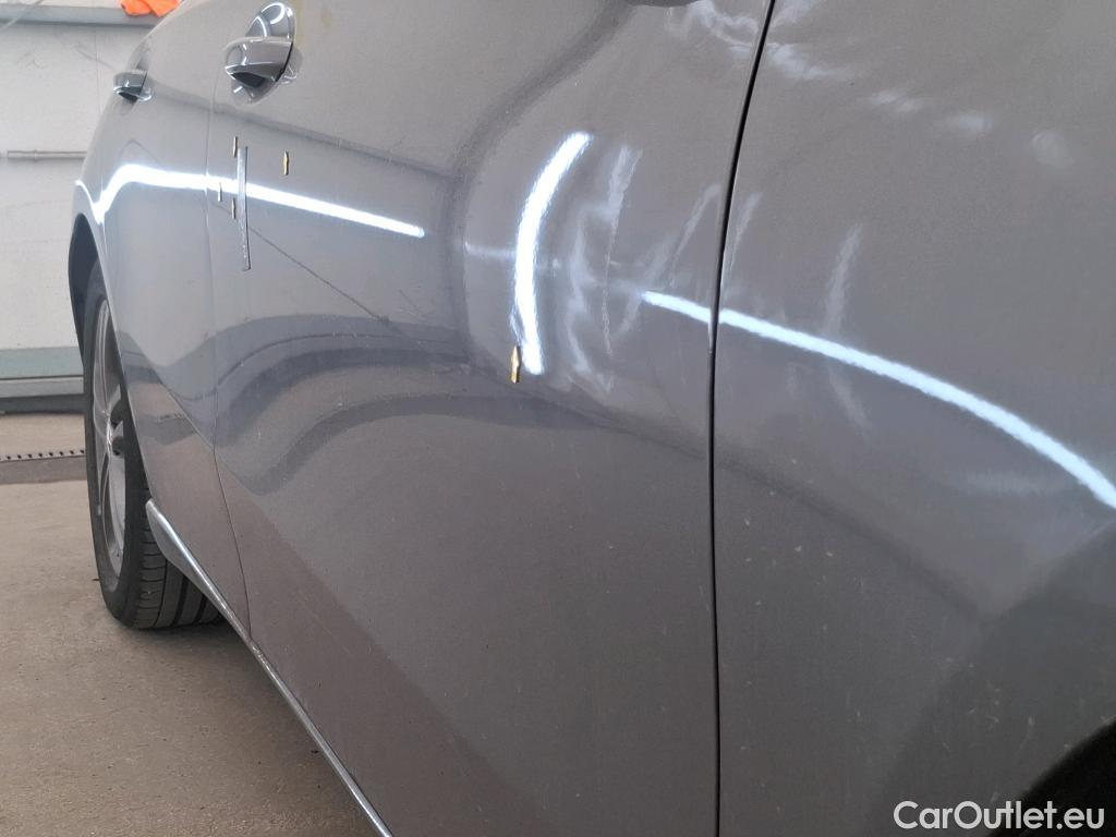  Mercedes  A-Klasse MERCEDES-BENZ Classe A 5p Berline A 180 Business Line #15