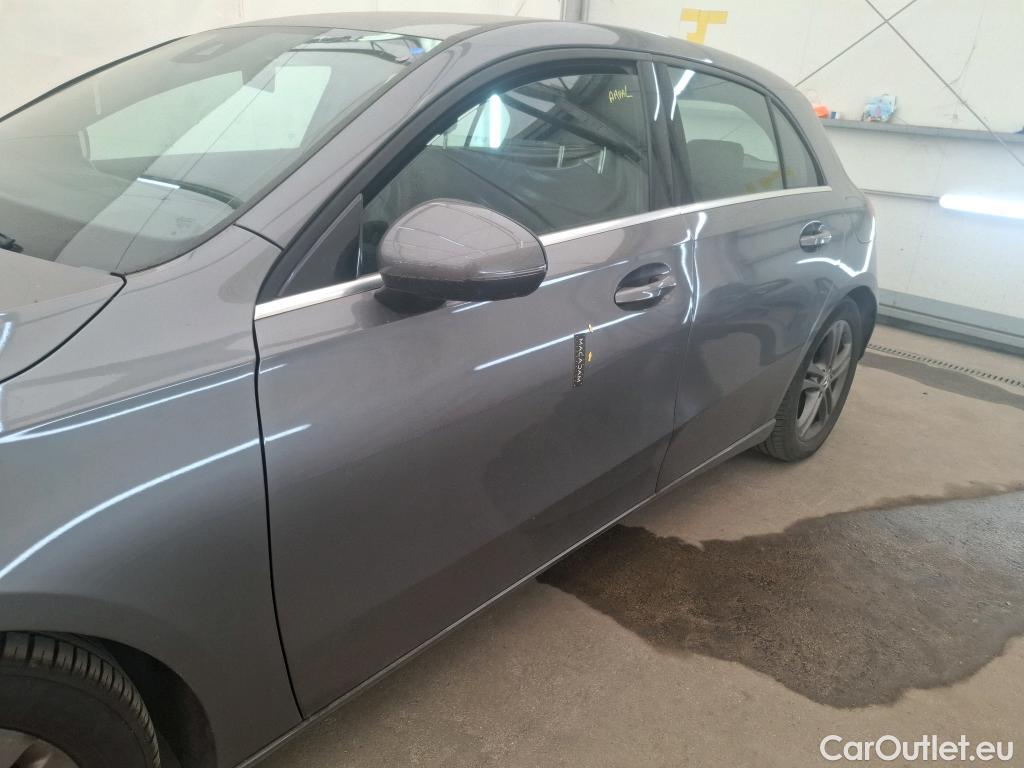  Mercedes  A-Klasse MERCEDES-BENZ Classe A 5p Berline A 180 Business Line #30