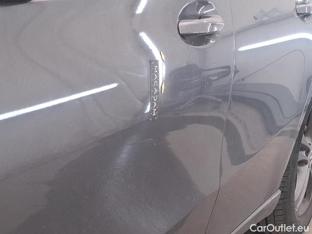  Mercedes  A-Klasse MERCEDES-BENZ Classe A 5p Berline A 180 Business Line #31