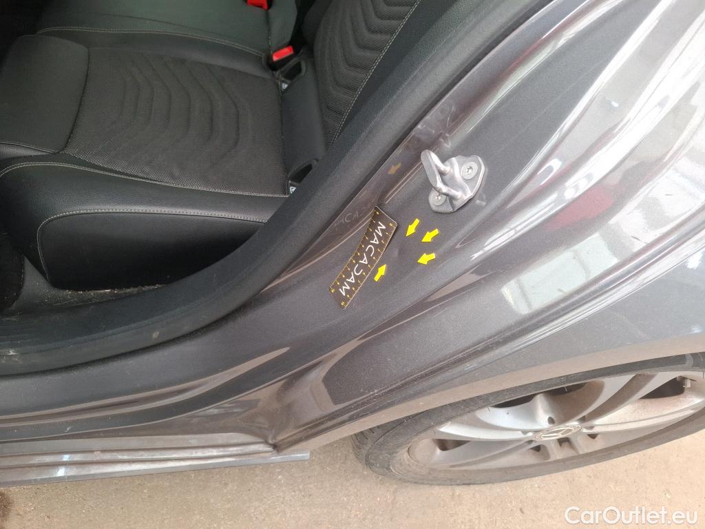  Mercedes  A-Klasse MERCEDES-BENZ Classe A 5p Berline A 180 Business Line #27