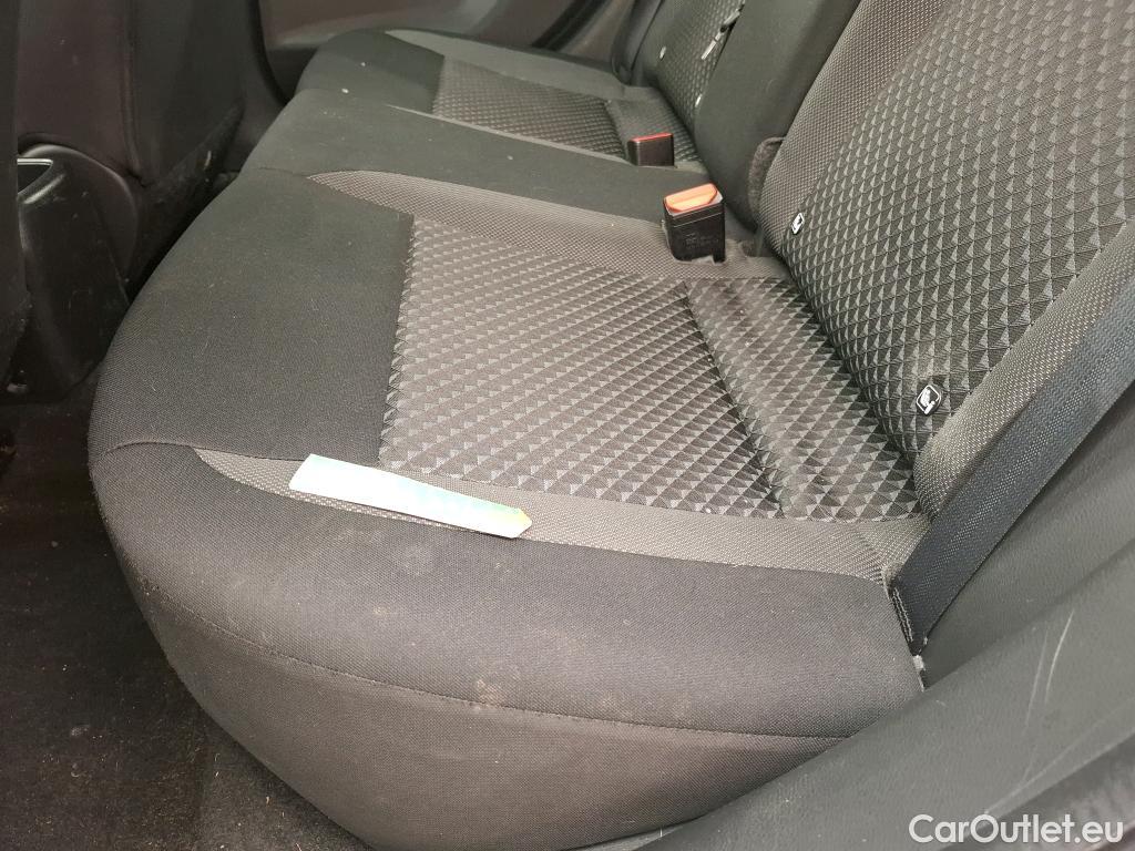  Nissan  Micra NISSAN  5p Berline IG-T 90 Acenta #34