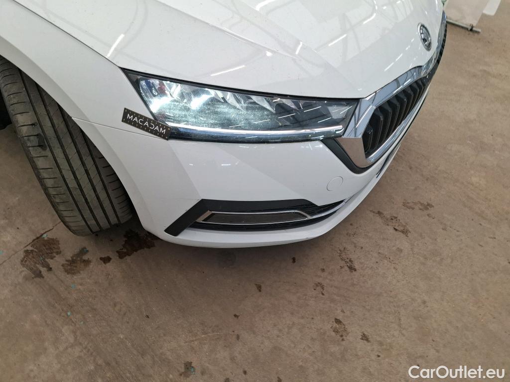  Skoda  Octavia  Lim. Style 2.0 TDI 150CV BVA7 E6dT #10