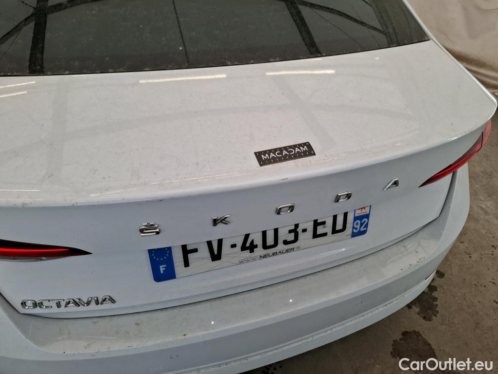 Skoda  Octavia  Lim. Style 2.0 TDI 150CV BVA7 E6dT #43