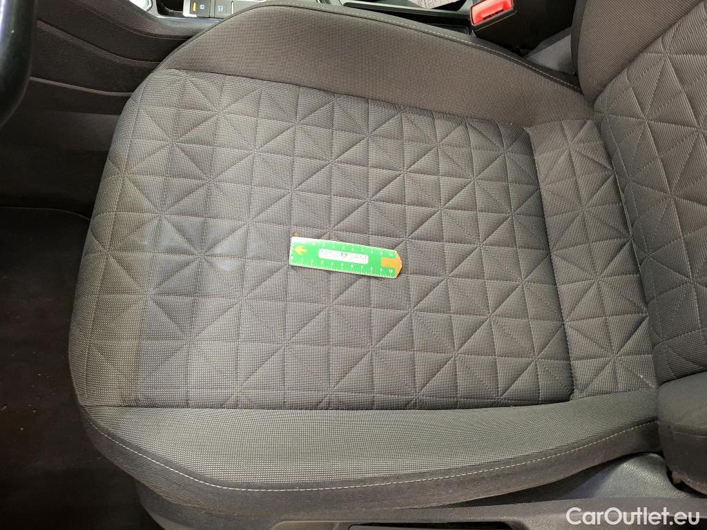  Volkswagen  Tiguan VOLKSWAGEN  / 2020 / 5P / SUV 2.0 TDI 150 DSG7 Life Business #6