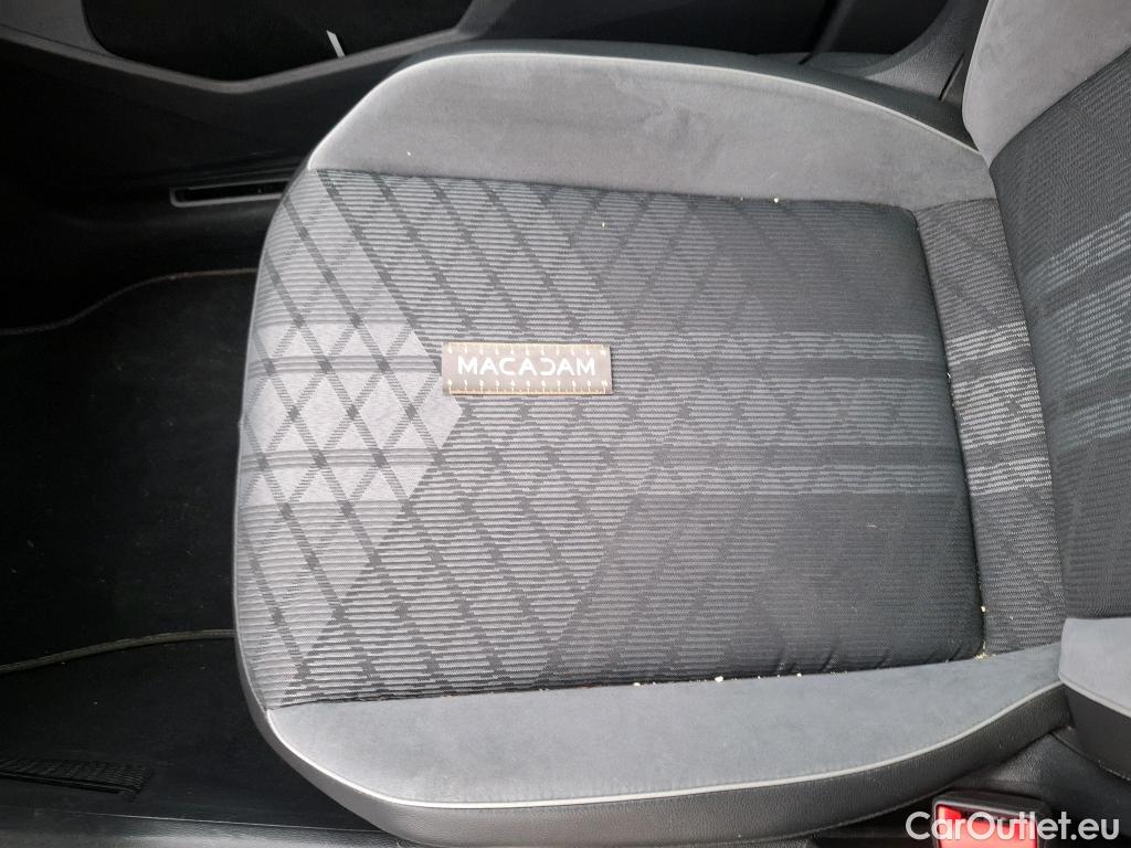  Volkswagen  Tiguan VOLKSWAGEN  / 2020 / 5P / SUV 2.0 TDI 150 DSG7 R-Line #44