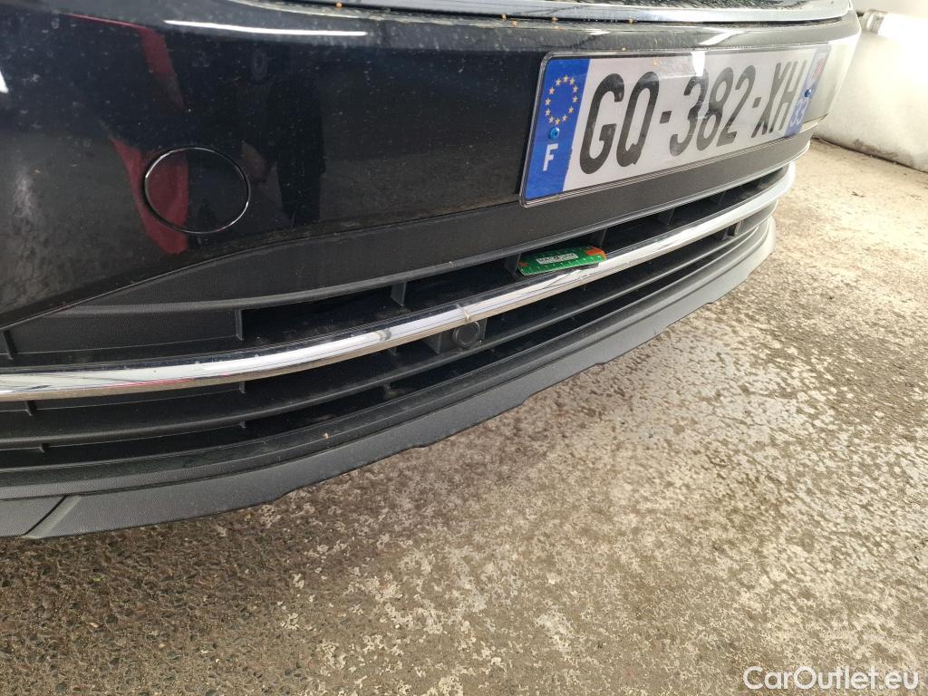  Volkswagen  Tiguan VOLKSWAGEN  / 2020 / 5P / SUV 2.0 TDI 150 DSG7 Life Business #21