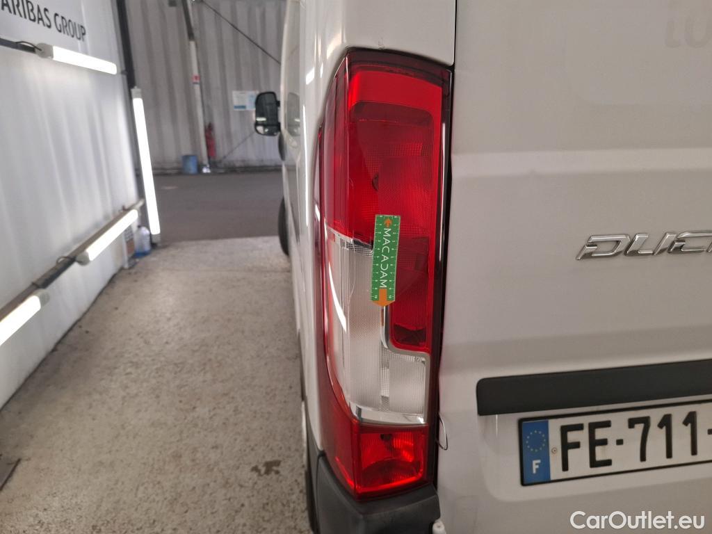  Fiat  Ducato FIAT  VU 4p Fourgon 3.0 M H2 2.0 Multijet 115 Pack Pro Nav #16
