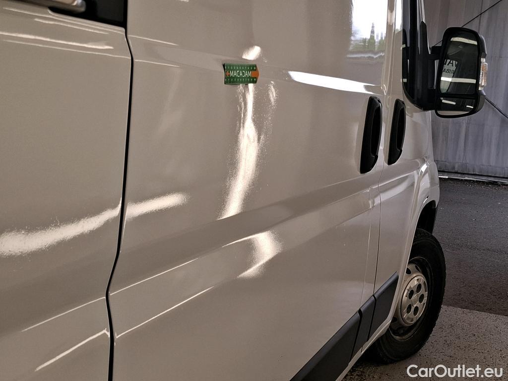  Fiat  Ducato FIAT  VU 4p Fourgon 3.0 M H2 2.0 Multijet 115 Pack Pro Nav #25