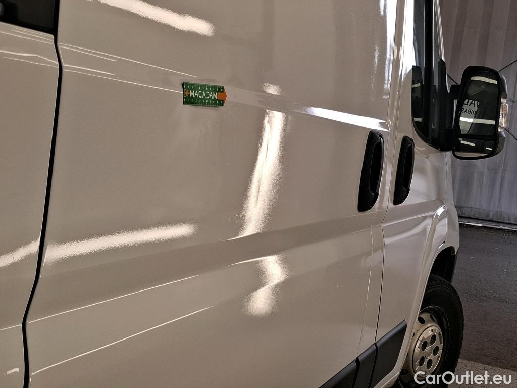 Fiat  Ducato FIAT  VU 4p Fourgon 3.0 M H2 2.0 Multijet 115 Pack Pro Nav #24