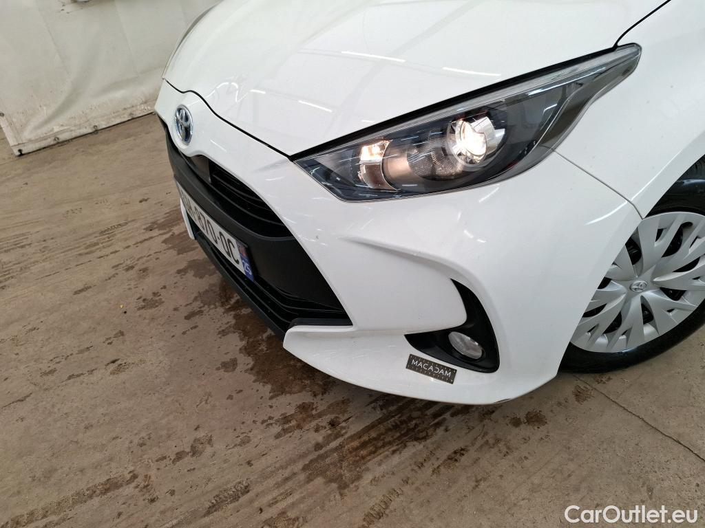  Toyota  Yaris TOYOTA  Hybride / 2019 / 5P / Berline Hybride 116h Dynamic Business Beyond Zer #1