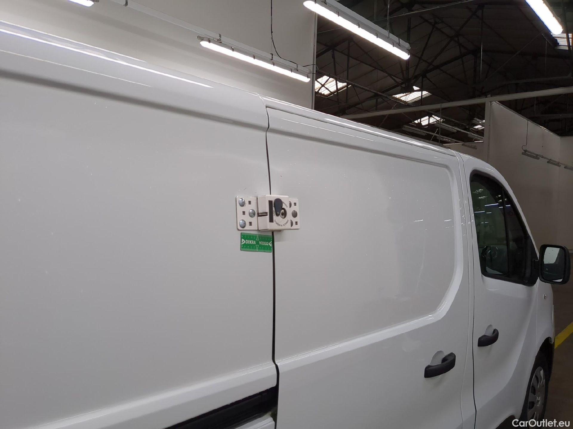  Renault  Trafic RENAULT  VU 4p Fourgon FG GCF L2H1 1300 dCi 120 #2