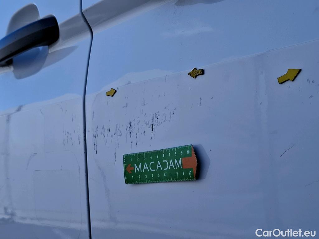  Volkswagen  Crafter  Fourgon e- 35 Fourgon mittellang Hochdach FWD 35kWh BVA #30