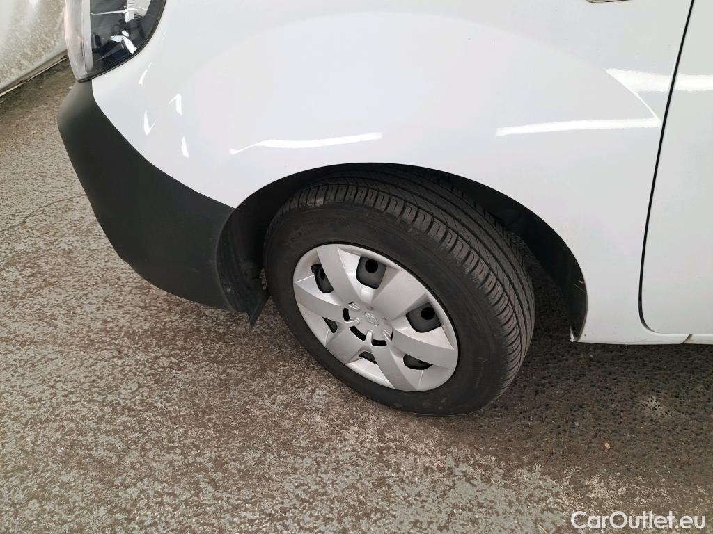  Renault  Kangoo RENAULT  Express / 2013 / 3P / Fourgonnette Z.E. Confort Achat Integral - 19 #10