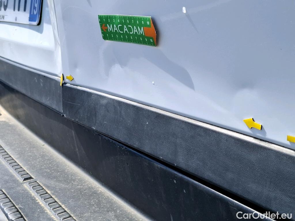  Volkswagen  Crafter  Fourgon e- 35 Fourgon mittellang Hochdach FWD 35kWh BVA #9