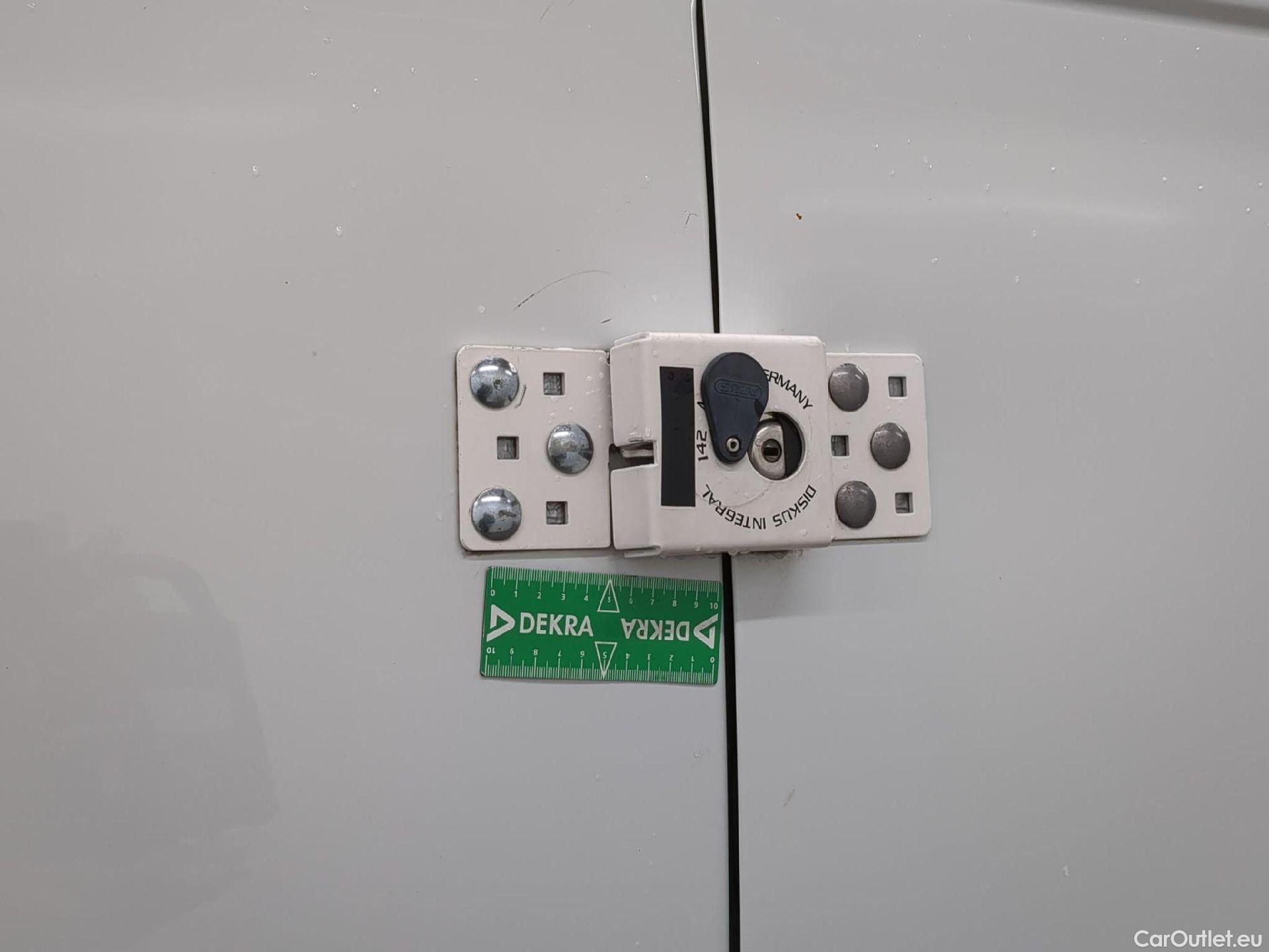  Renault  Trafic RENAULT  VU 4p Fourgon FG GCF L2H1 1300 dCi 120 #1