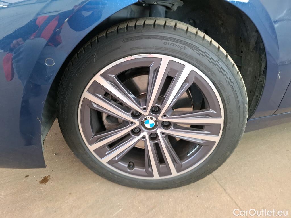 Bmw  Serie 1 BMW Série 1 / 2019 / 5P / Berline 1.5 116D DKG7 Business Design #26