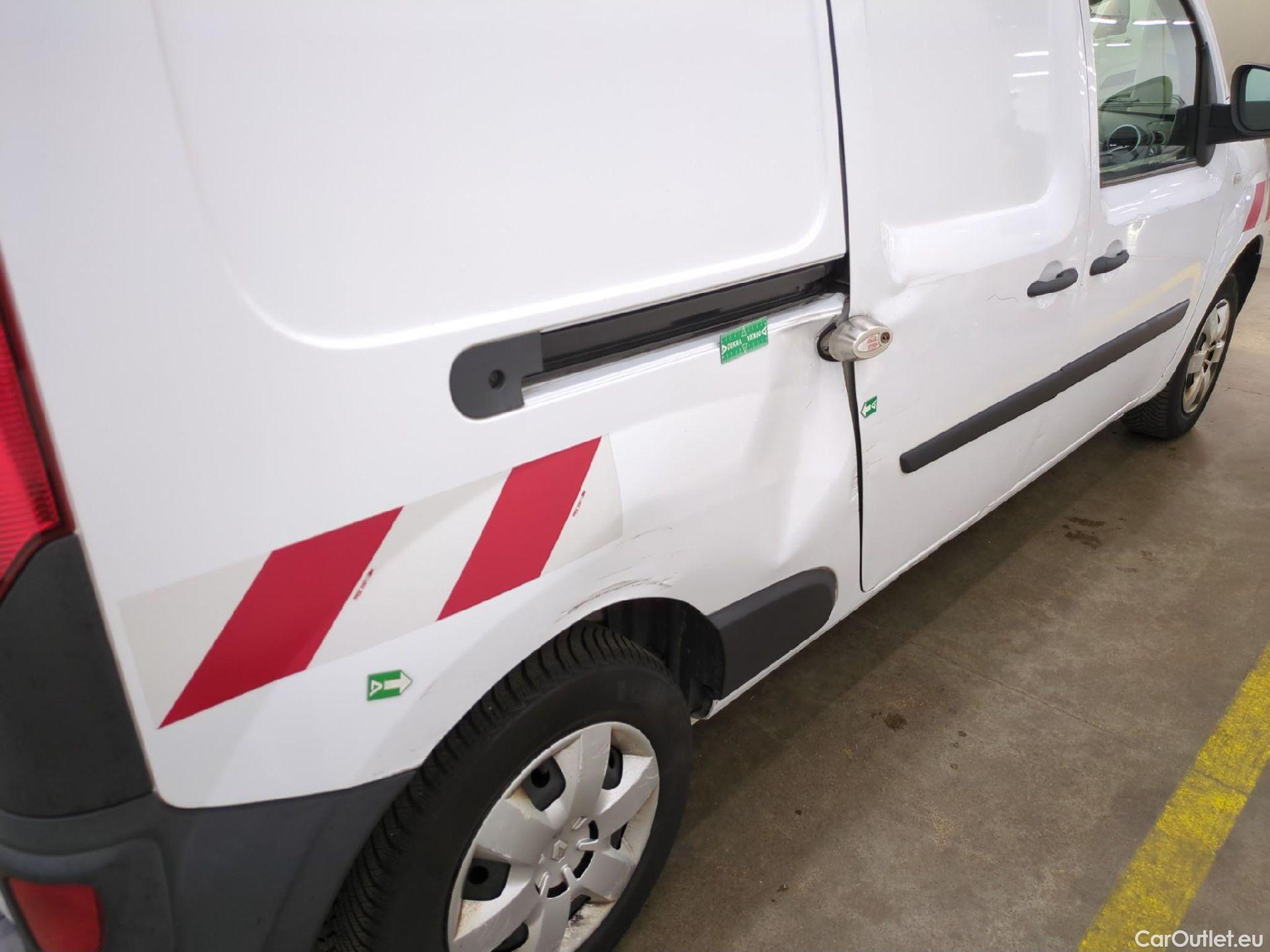  Renault  Kangoo  II Express Maxi Extra (Série Spéciale) 1.5 dCi 95CV BVM6 E6dT #22