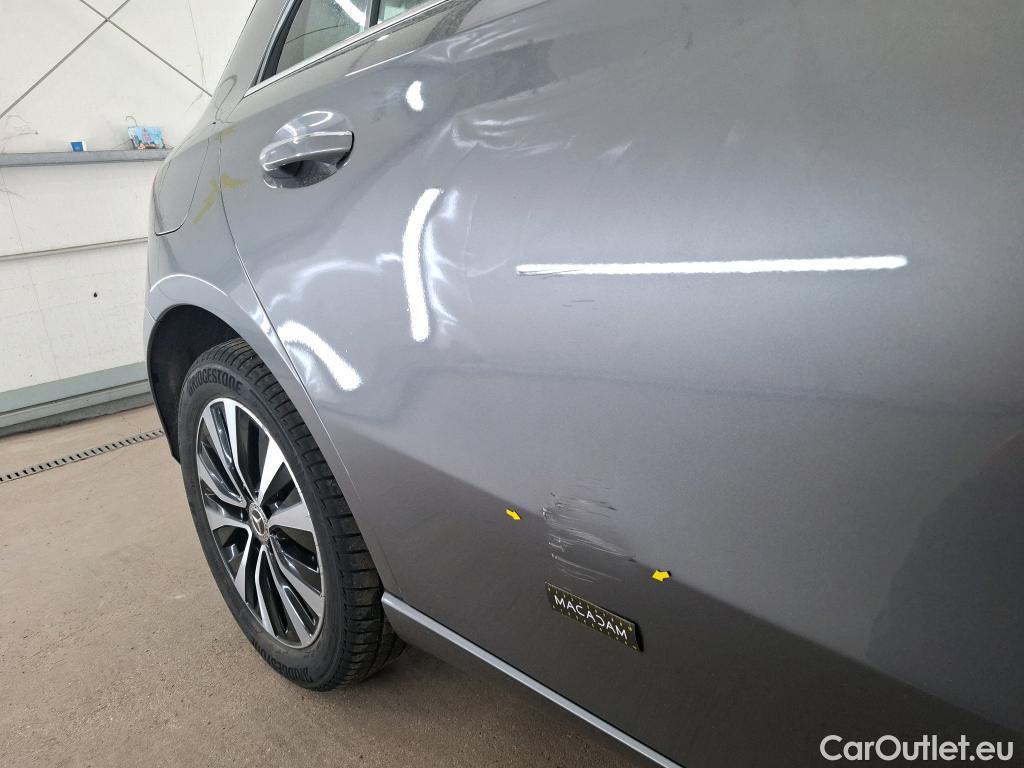  Mercedes  A-Klasse MERCEDES-BENZ Classe A Compact / 2018 / 5P / Berline A 250 e Business Line 8G-DCT #12