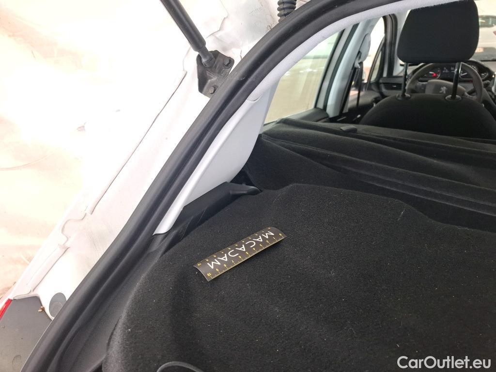  Peugeot  208  Affaire Premium Pack 1.5 HDi 100CV BVM5 E6dT #41