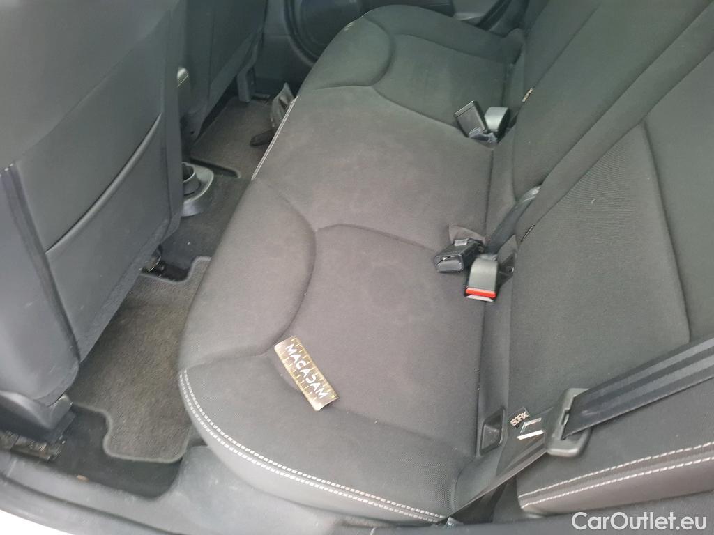  Renault  Clio  IV Business 0.9 TCe 90CV BVM5 E6 #31