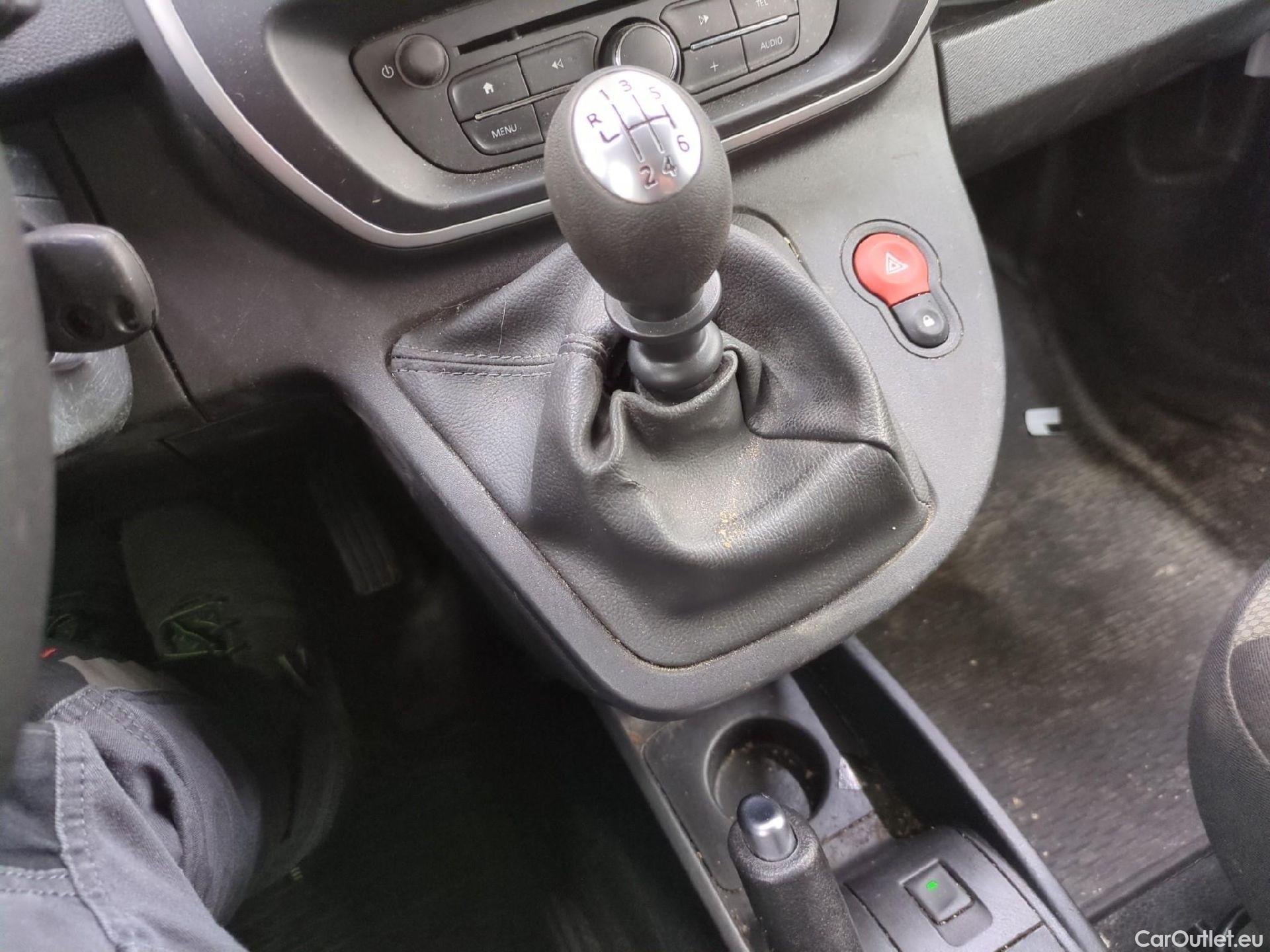  Renault  Kangoo  II Express Maxi Extra (Série Spéciale) 1.5 dCi 95CV BVM6 E6dT #58