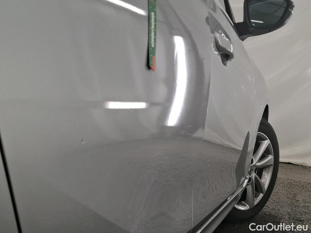  Opel  Corsa  F Elegance Business 1.2 Turbo 100CV BVM6 E6d #38