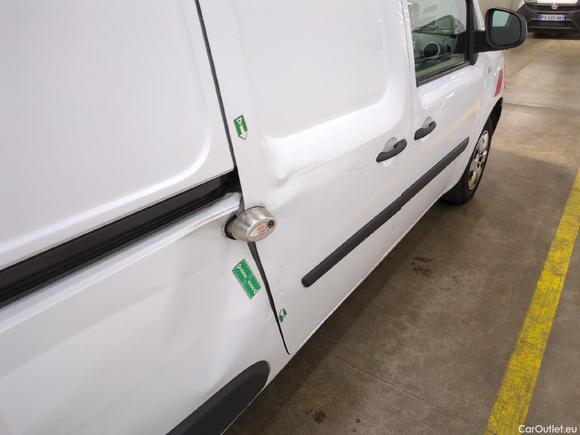  Renault  Kangoo  II Express Maxi Extra (Série Spéciale) 1.5 dCi 95CV BVM6 E6dT #26
