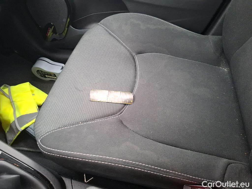  Renault  Clio  IV Business 0.9 TCe 90CV BVM5 E6 #19