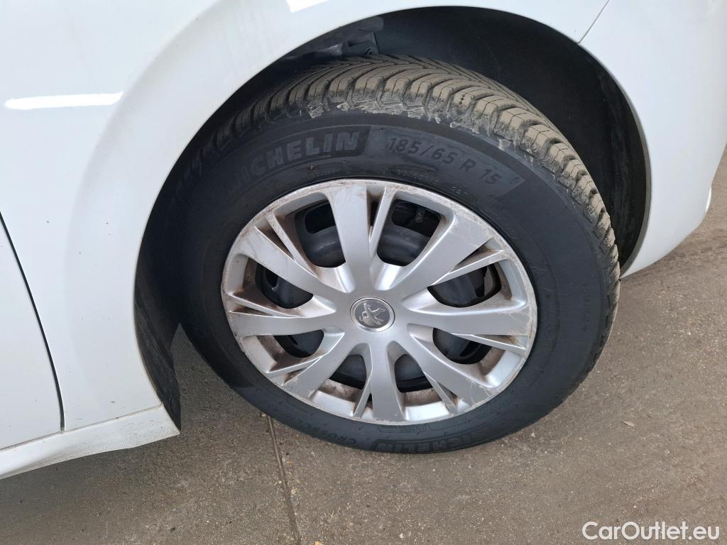  Peugeot  208  Affaire Premium Pack 1.5 HDi 100CV BVM5 E6dT #58