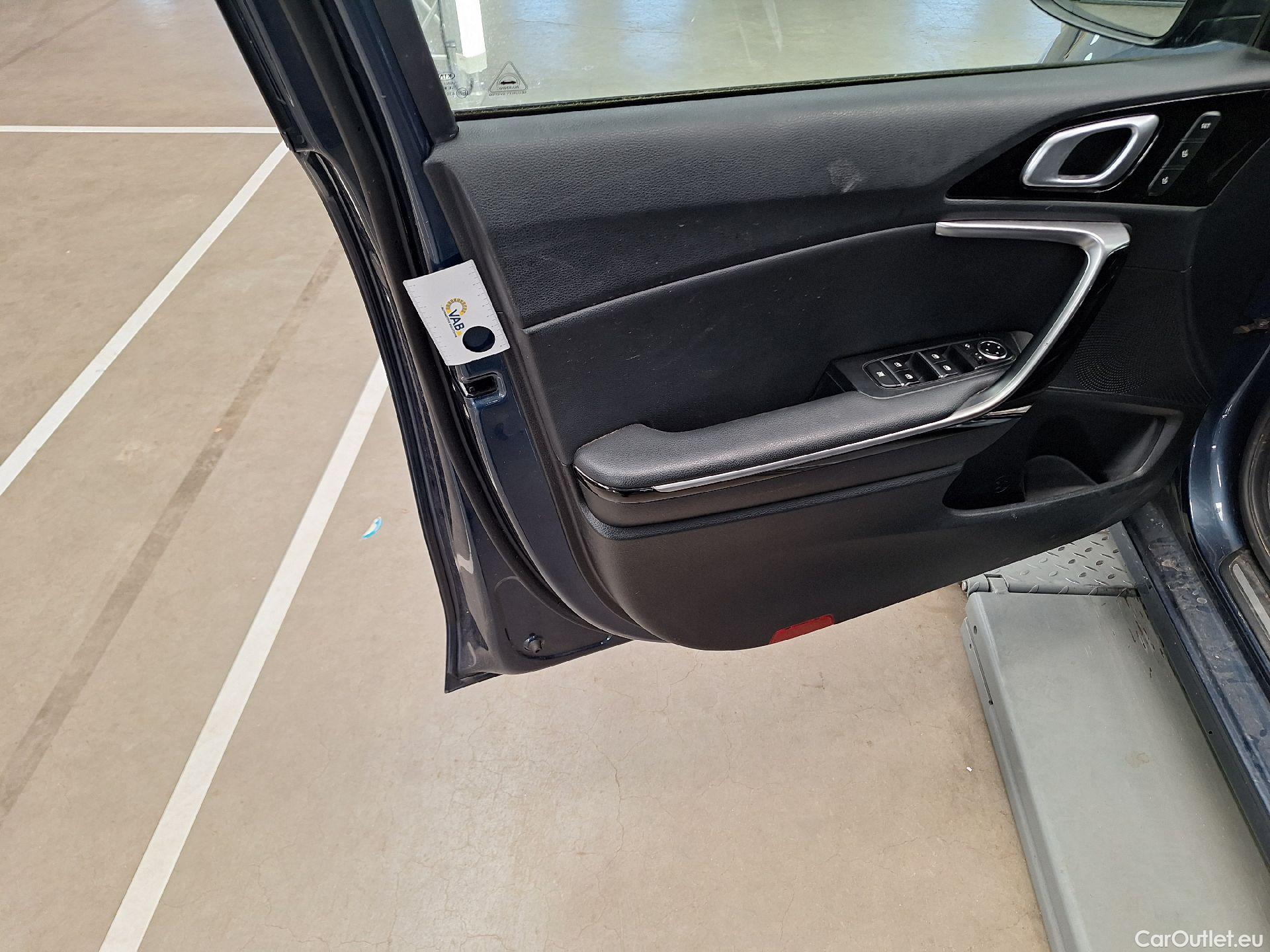  KIA  Cee'd Kia, Ceed SW '18, KIA ceed Sportswagon Sense 1.6 GDi PHEV DCT ISG 5d #5