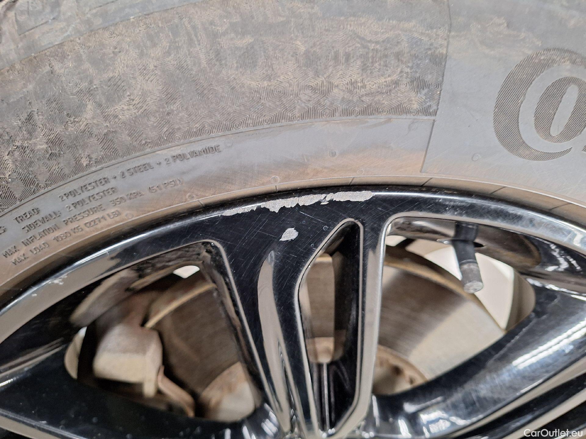  Land Rover  Range Rover Land Rover, RR.Velar FL'20 PHEV, Land Rover  Velar P400e SE 5d #22