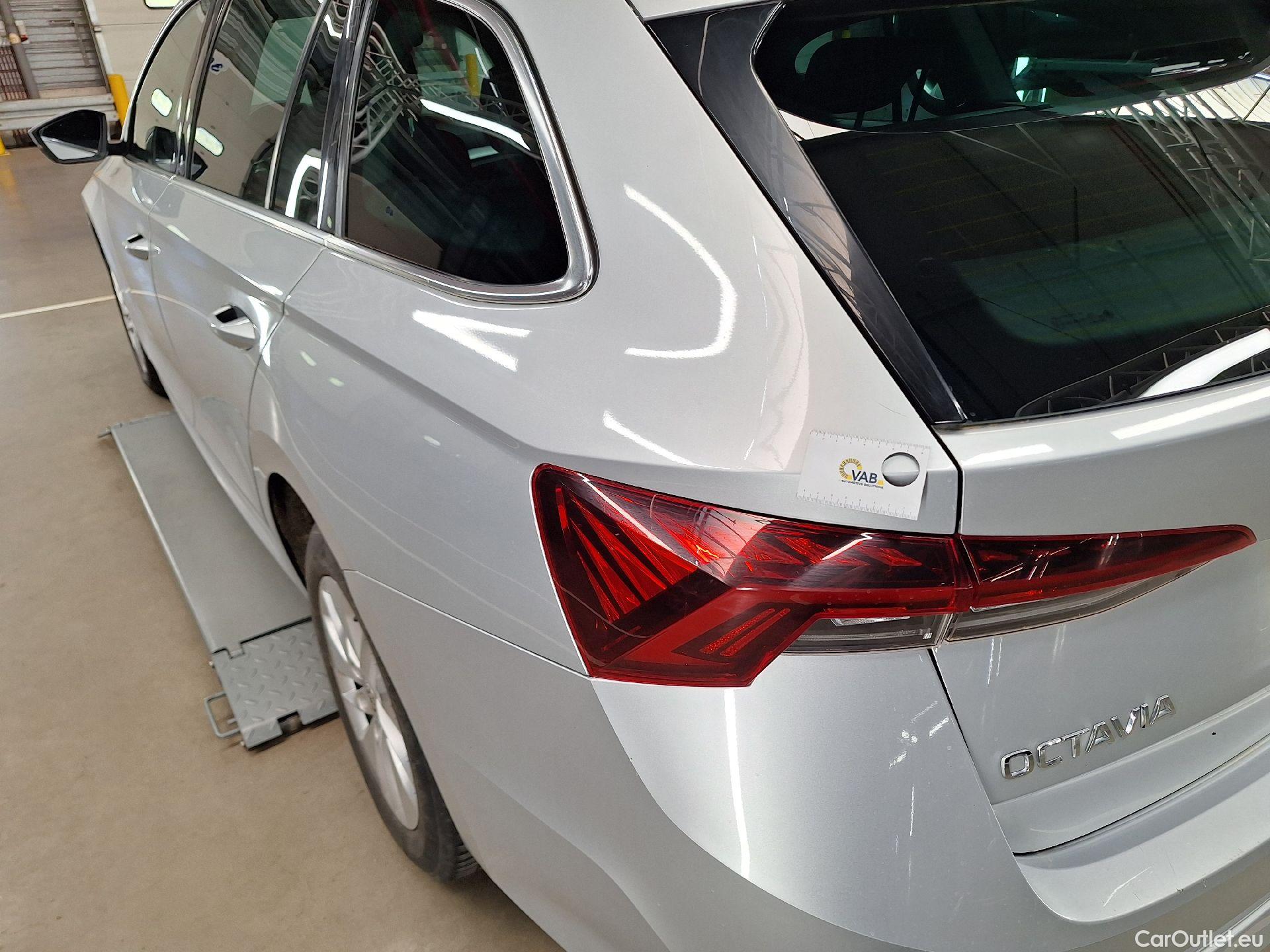  Skoda  Octavia Skoda,  Combi '20, Skoda  Combi 2.0 CRTDI 85kW Clever 5d #27