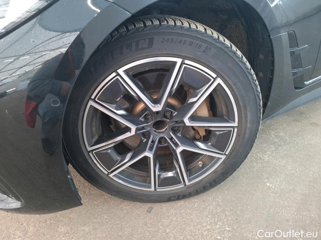  Bmw  Serie 4 Série i4 Gran Coupe eDrive 35 M Sport 70kWh BVA #9