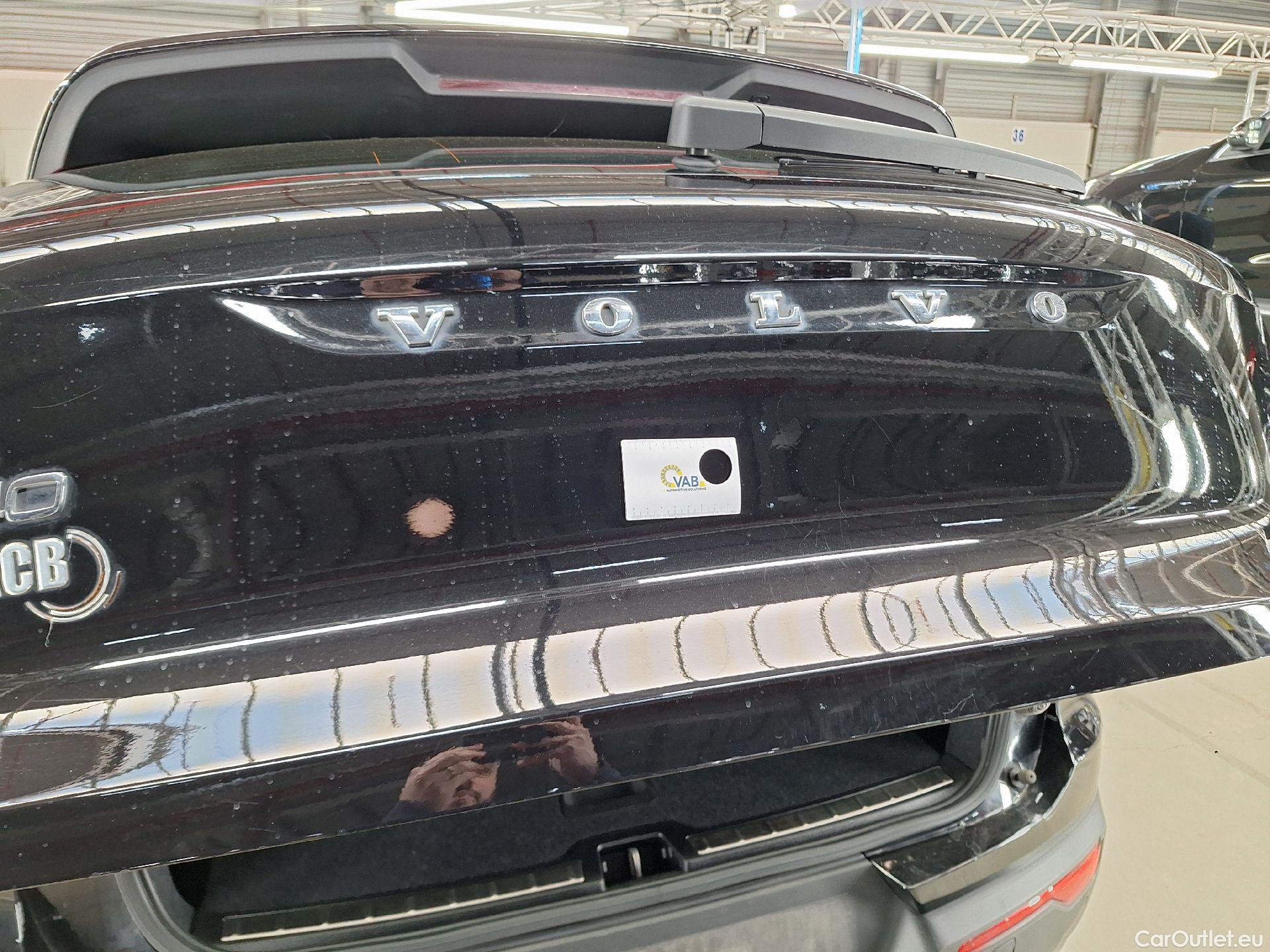  Volvo  XC 40 Volvo, XC40 '17, Volvo XC40 T2 Geartronic Inscription 5d #4