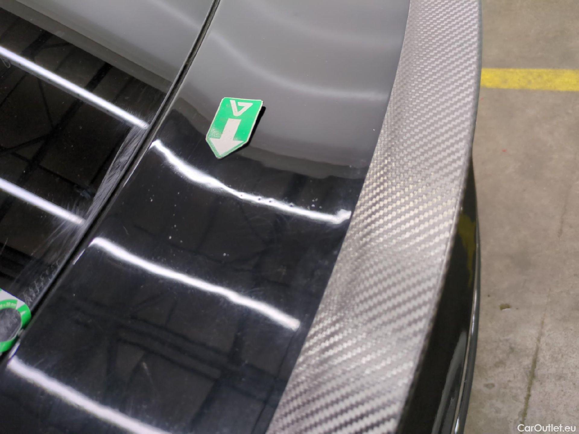  Tesla  Model Y TESLA  / 2020 / 5P / SUV Performance Dual Motor AWD #39
