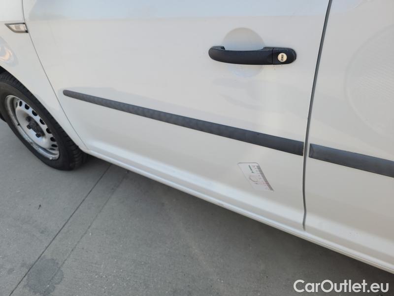  Volkswagen  Caddy  (2010)  1.0TSI 75 MAXI 4d #11