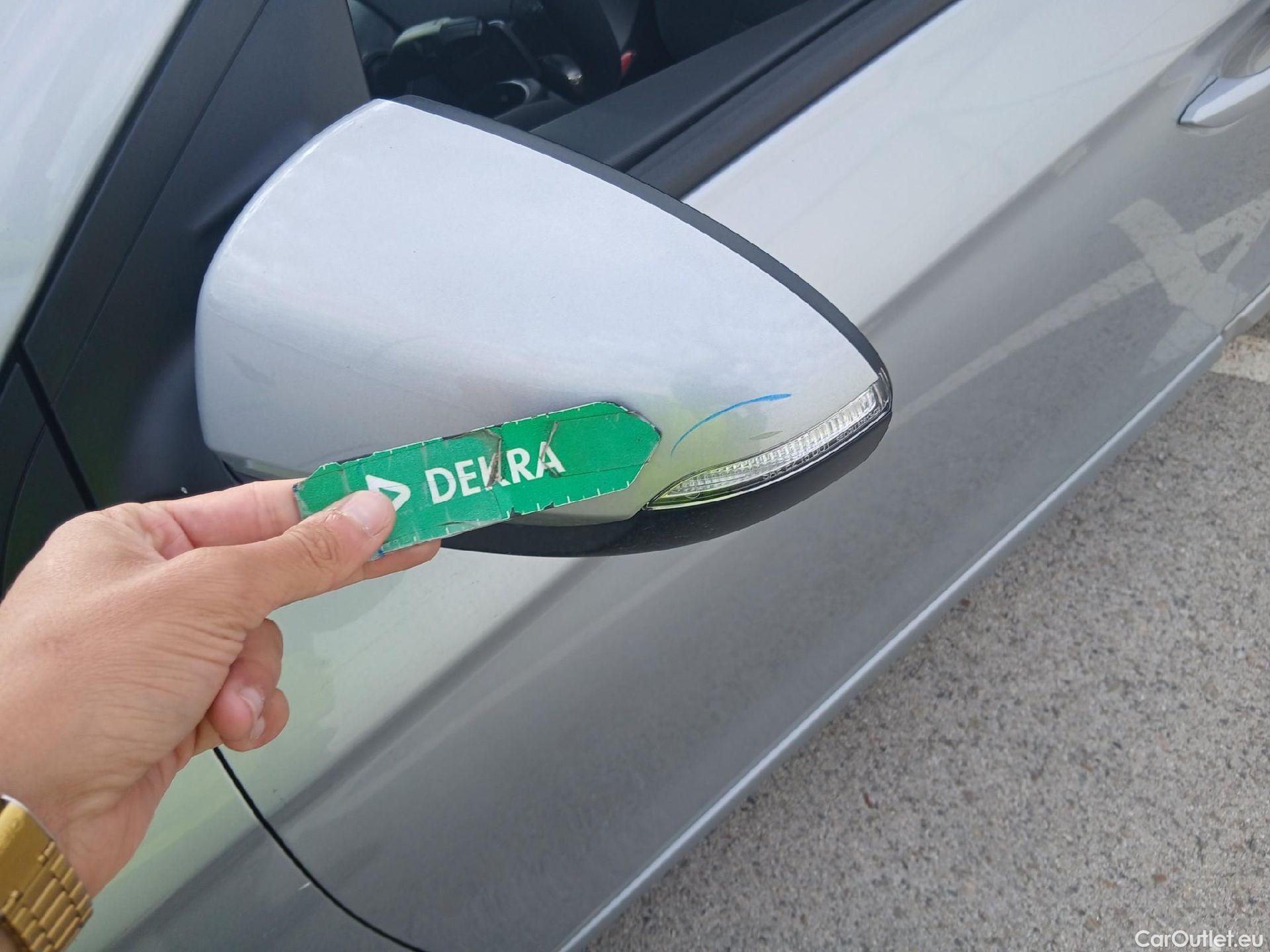  Hyundai   Ioniq HYUNDAI / 2019 / 5P / berlina con portón 1.6 GDI HEV Klass DCT #17