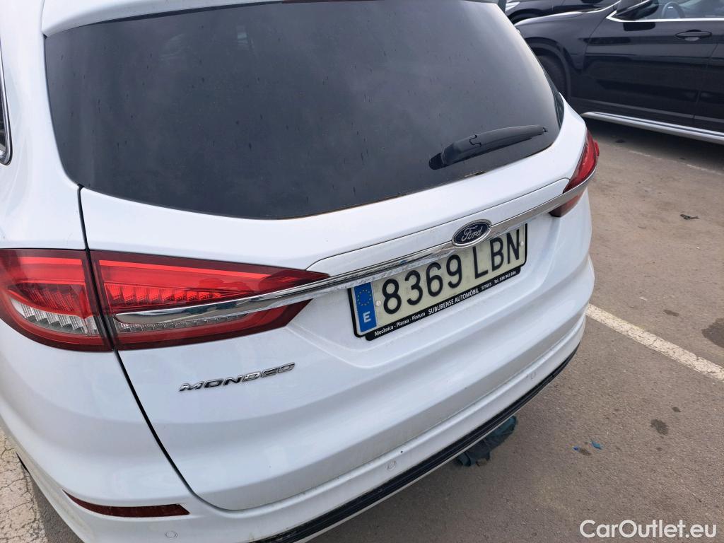  Ford  Mondeo FORD  / 2014 / 5P / familiar 2.0 Híbrido 137kW (187CV) Titanium HEV #15