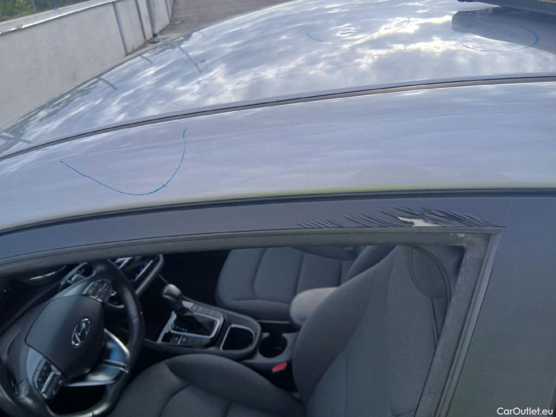  Hyundai   Ioniq HYUNDAI / 2019 / 5P / berlina con portón 1.6 GDI HEV Klass DCT #24