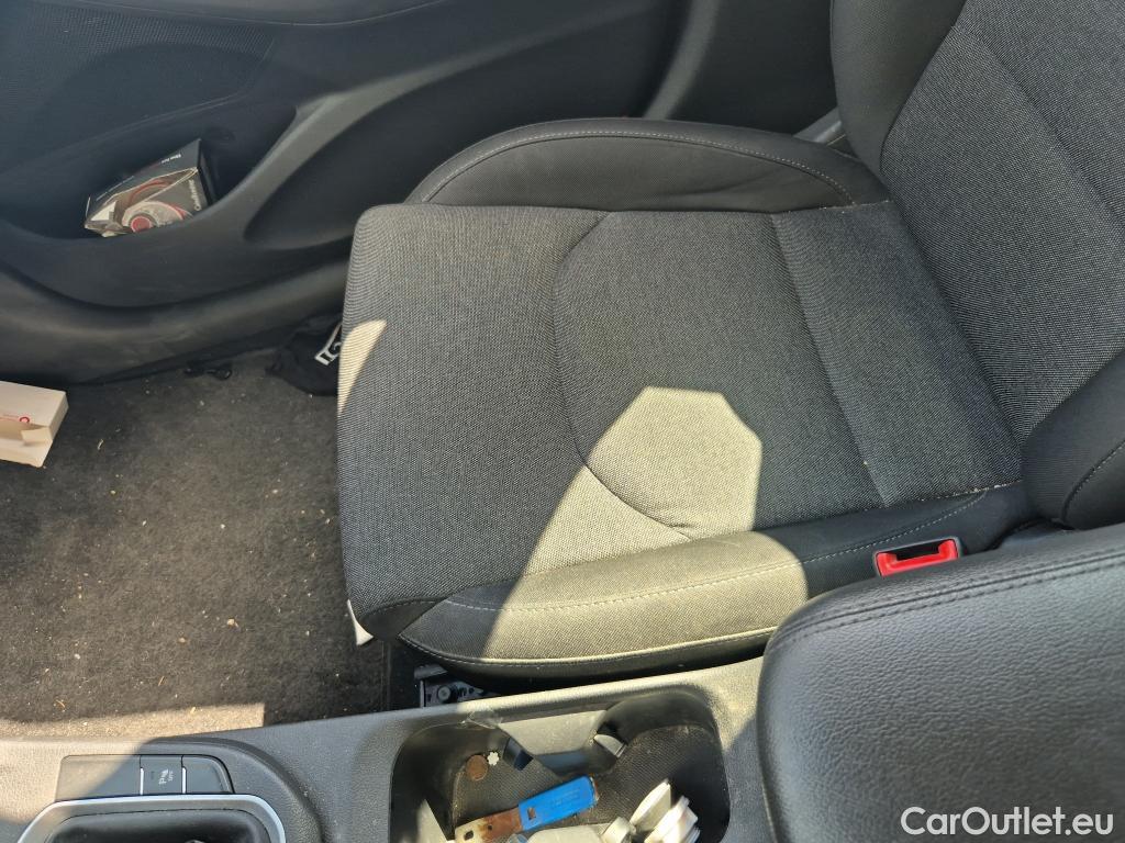  Hyundai  i30 HYUNDAI  / 2020 / 5P / berlina con portón 1.0 TGDI 48V Klass #1