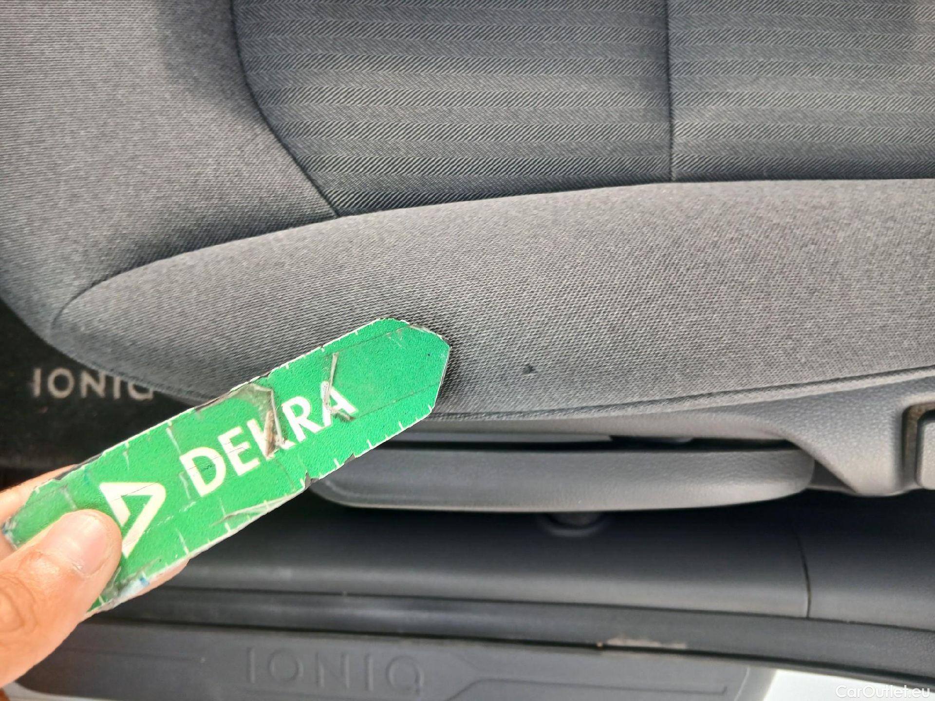  Hyundai   Ioniq HYUNDAI / 2019 / 5P / berlina con portón 1.6 GDI HEV Klass DCT #25