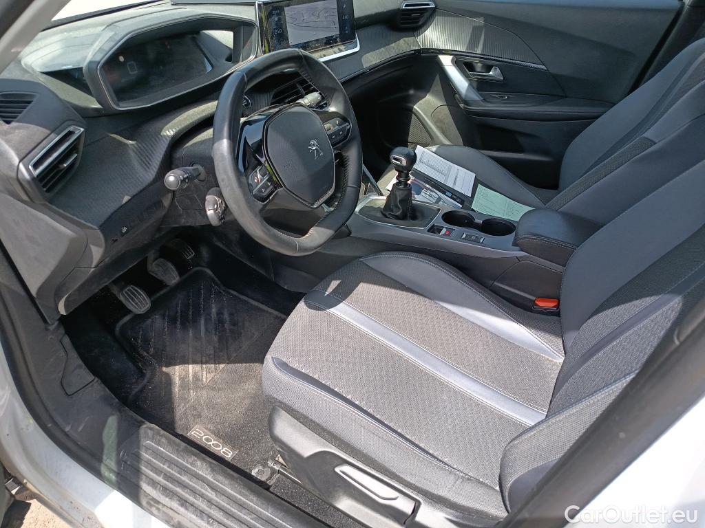  Peugeot  2008 PEUGEOT  / 2019 / 5P / todoterreno Allure BlueHDI 100 S&S BVM6 #5