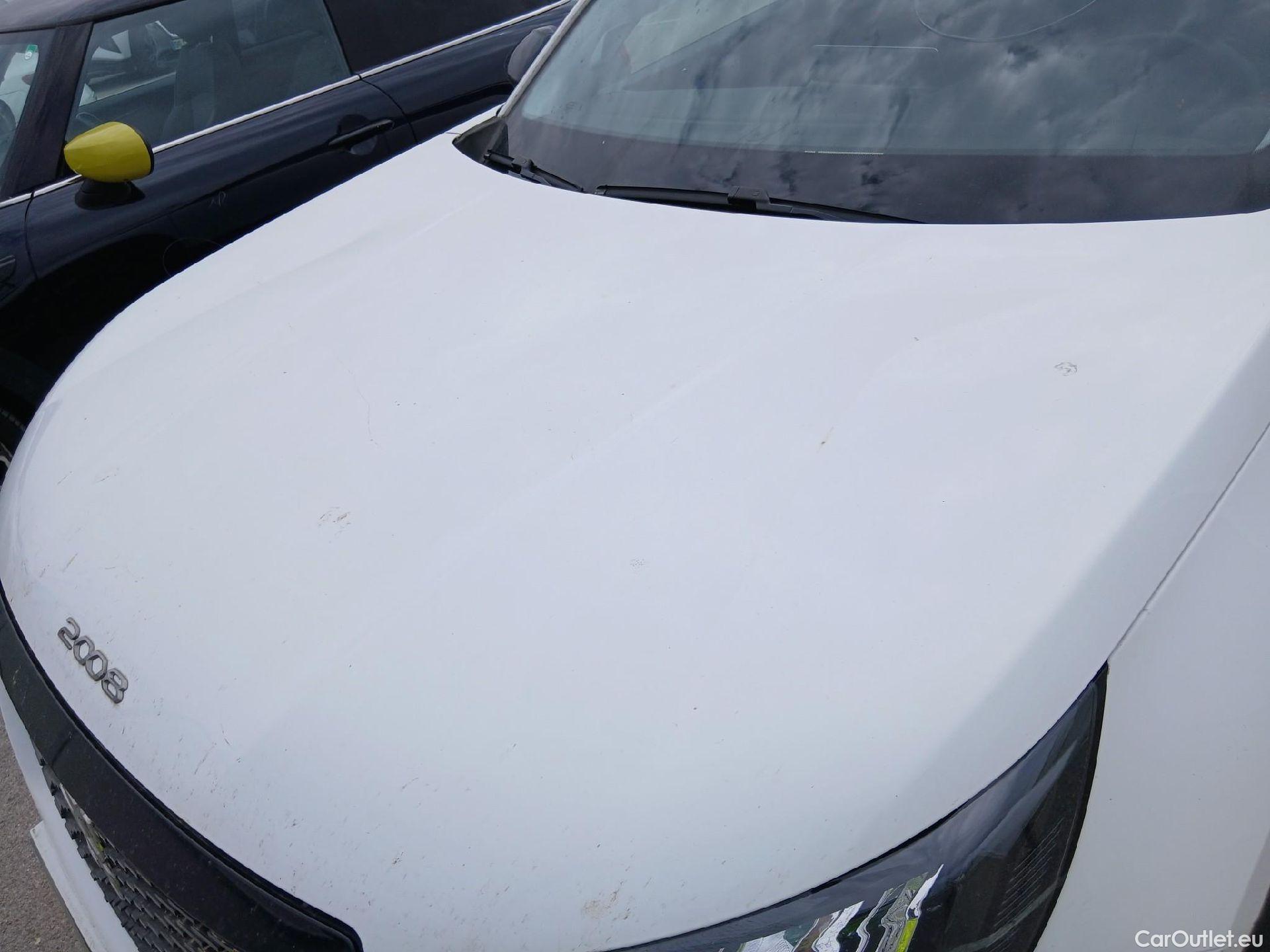  Peugeot  2008 PEUGEOT  / 2019 / 5P / todoterreno Allure BlueHDI 130 S&S EAT8 #10