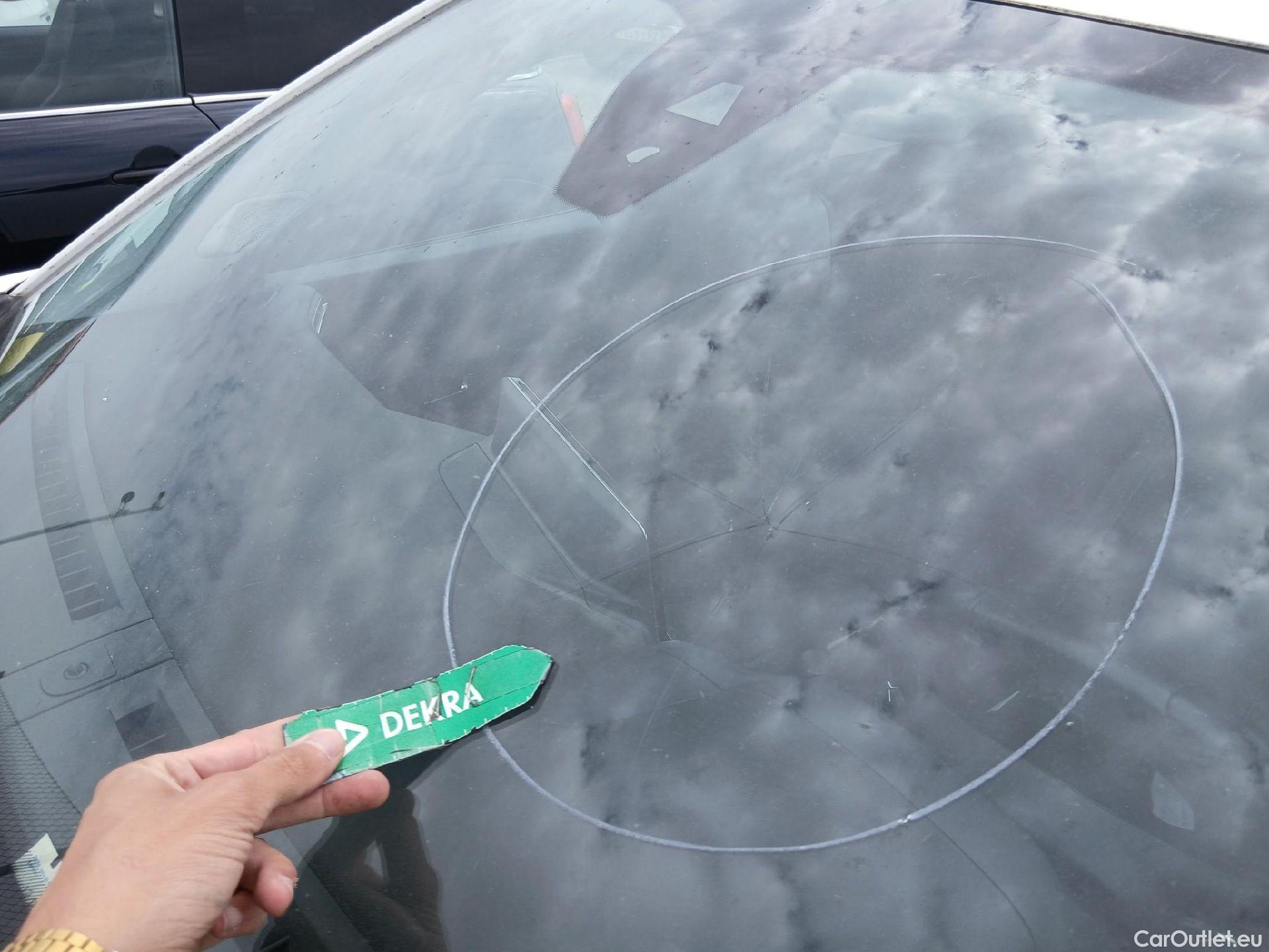  Peugeot  2008 PEUGEOT  / 2019 / 5P / todoterreno Allure BlueHDI 130 S&S EAT8 #1