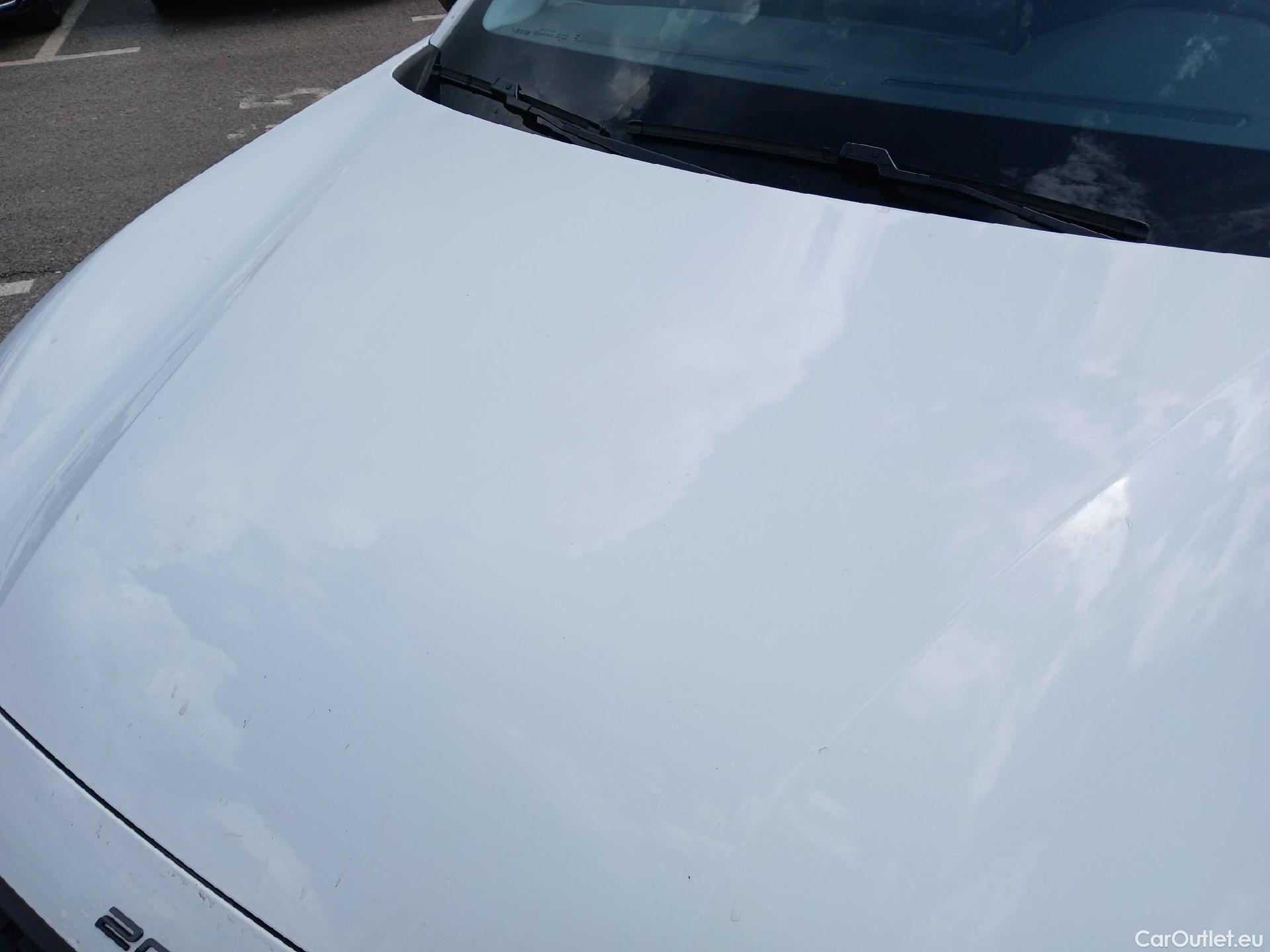 Peugeot  208 PEUGEOT   Style HYBRID eDCS6 100 CV #26